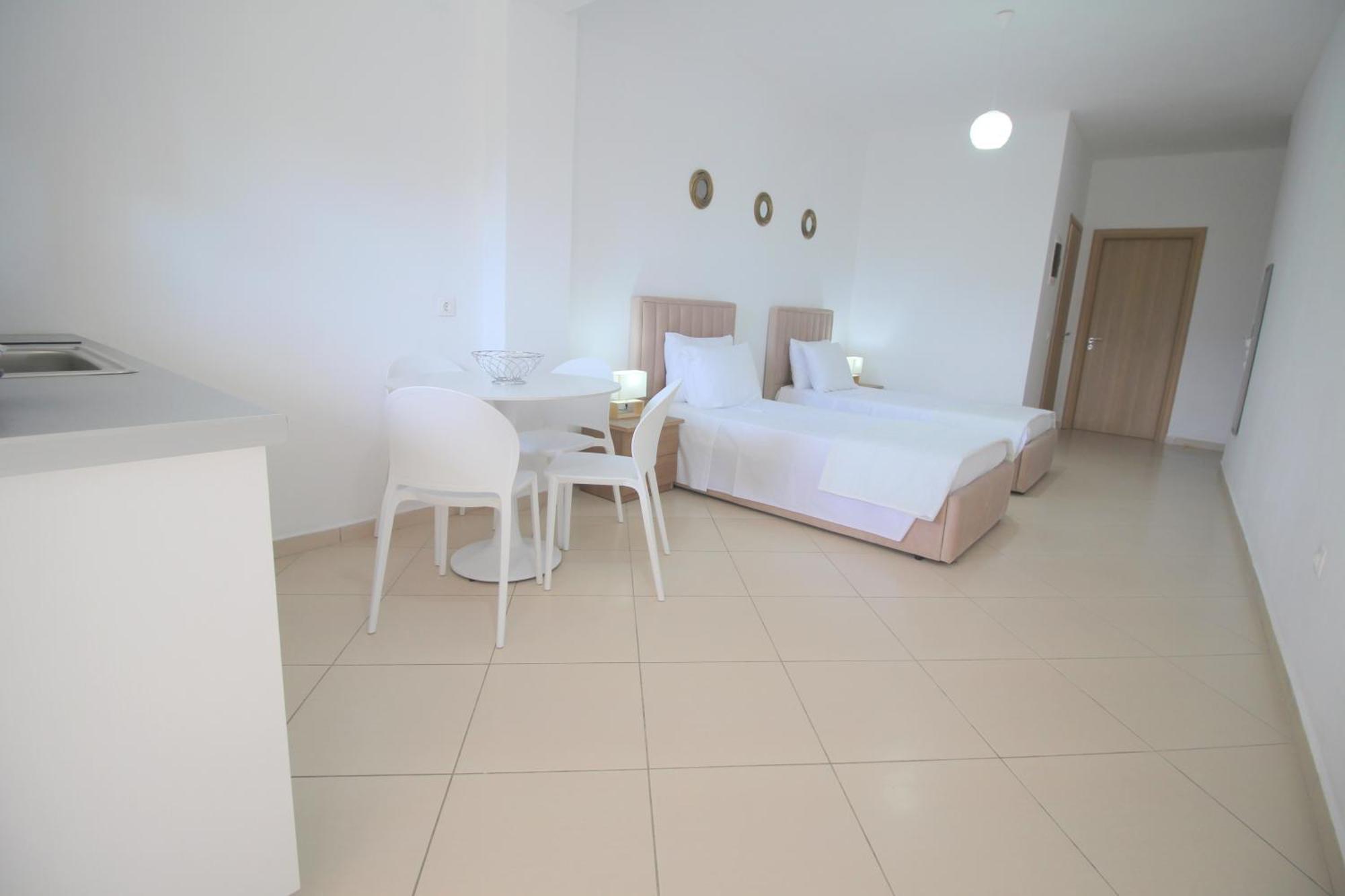 Nefeli'S Apartment Himare Rum bild